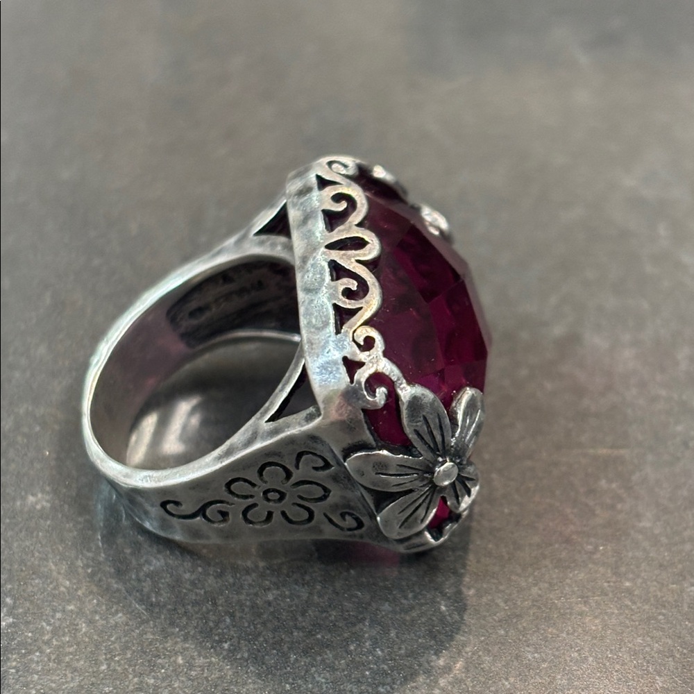 Silpada berry-licius raspberry Ring - Picture 6 of 17